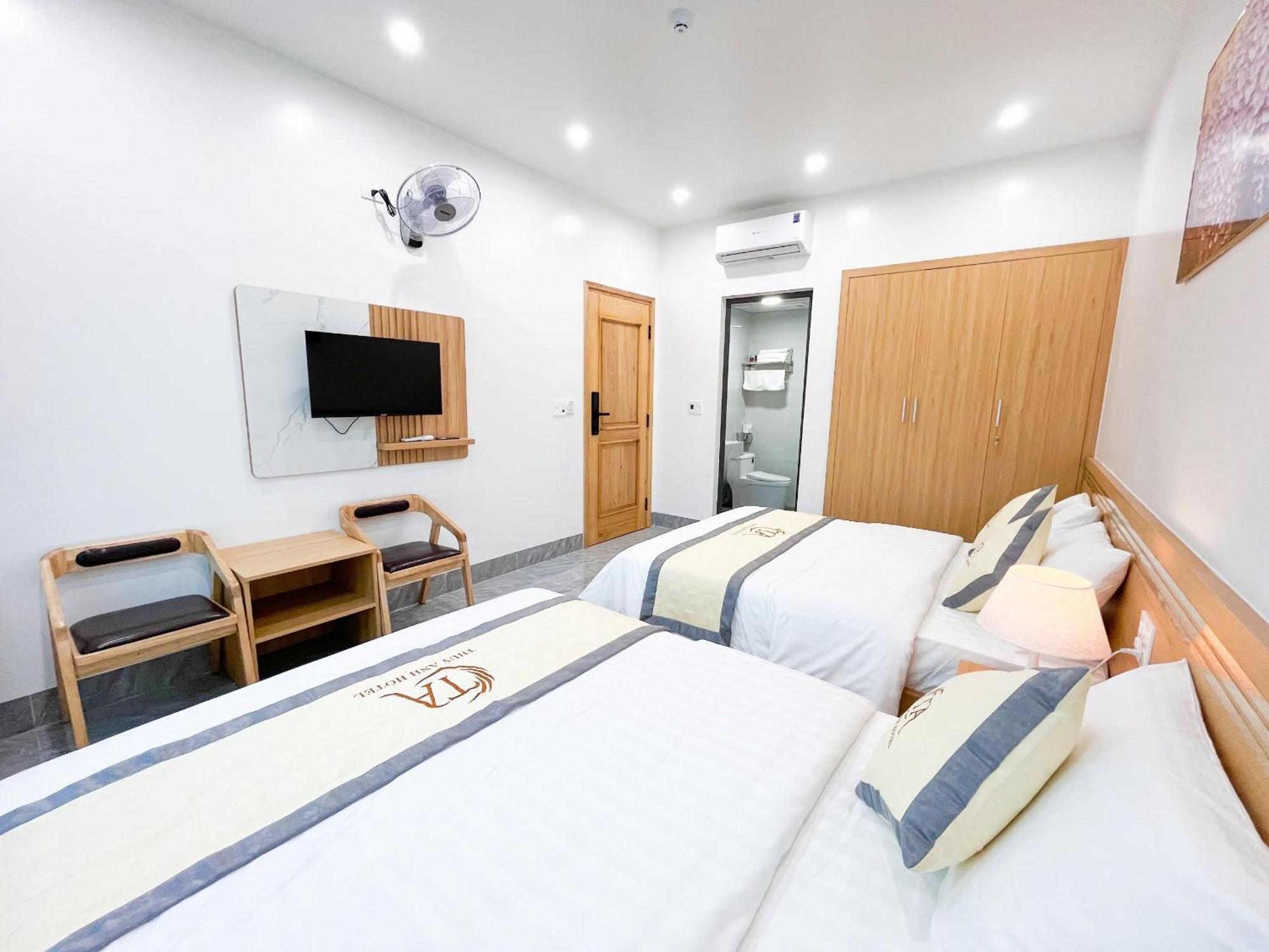 הא גיאנג Thuy Anh Hotel מראה חיצוני תמונה