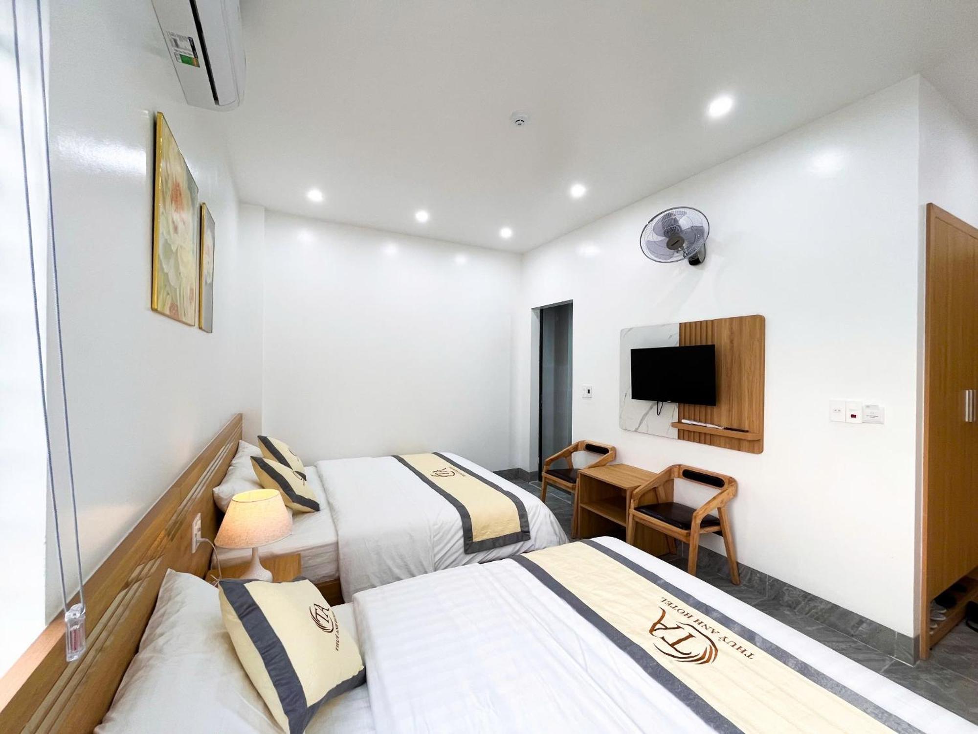 הא גיאנג Thuy Anh Hotel מראה חיצוני תמונה