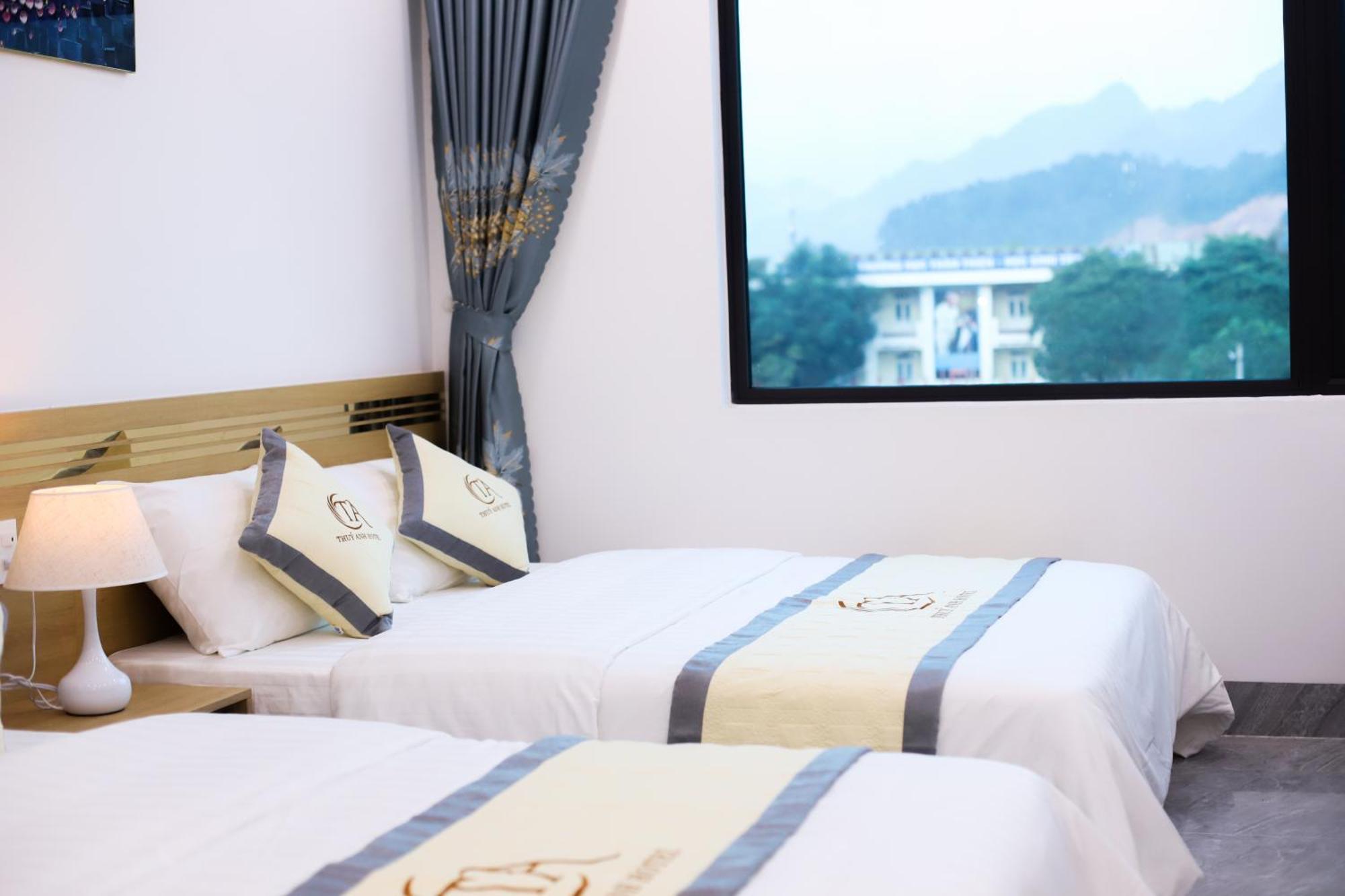 הא גיאנג Thuy Anh Hotel מראה חיצוני תמונה