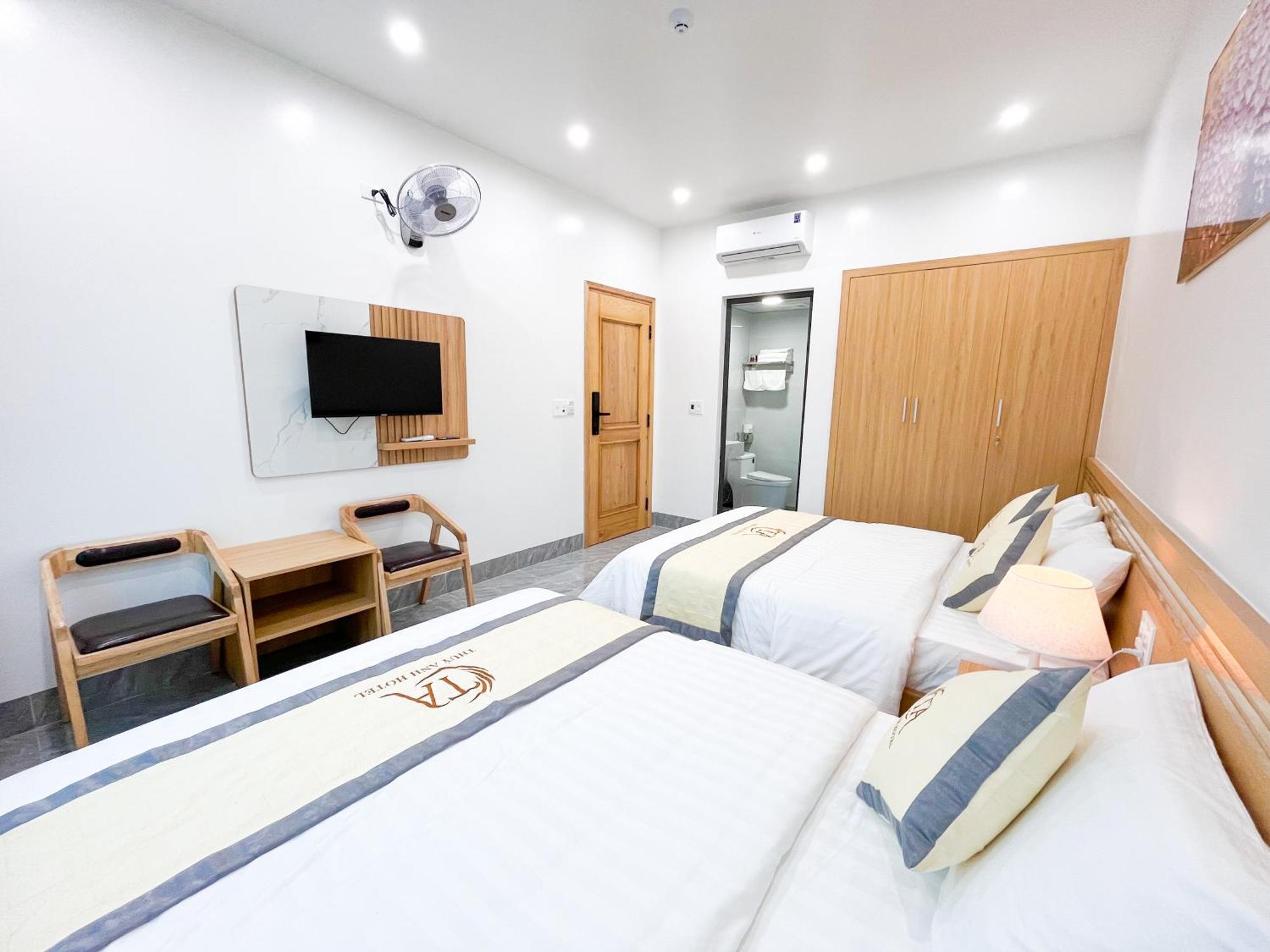 הא גיאנג Thuy Anh Hotel מראה חיצוני תמונה